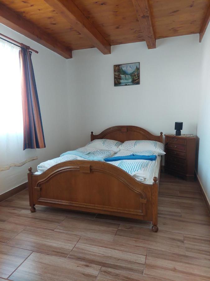 Villa Orban Nyaralohaz à Kovagoors Extérieur photo