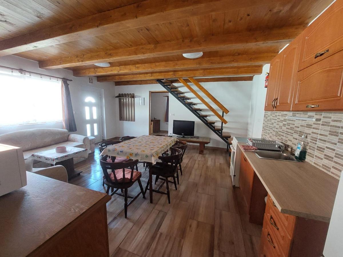 Villa Orban Nyaralohaz à Kovagoors Extérieur photo