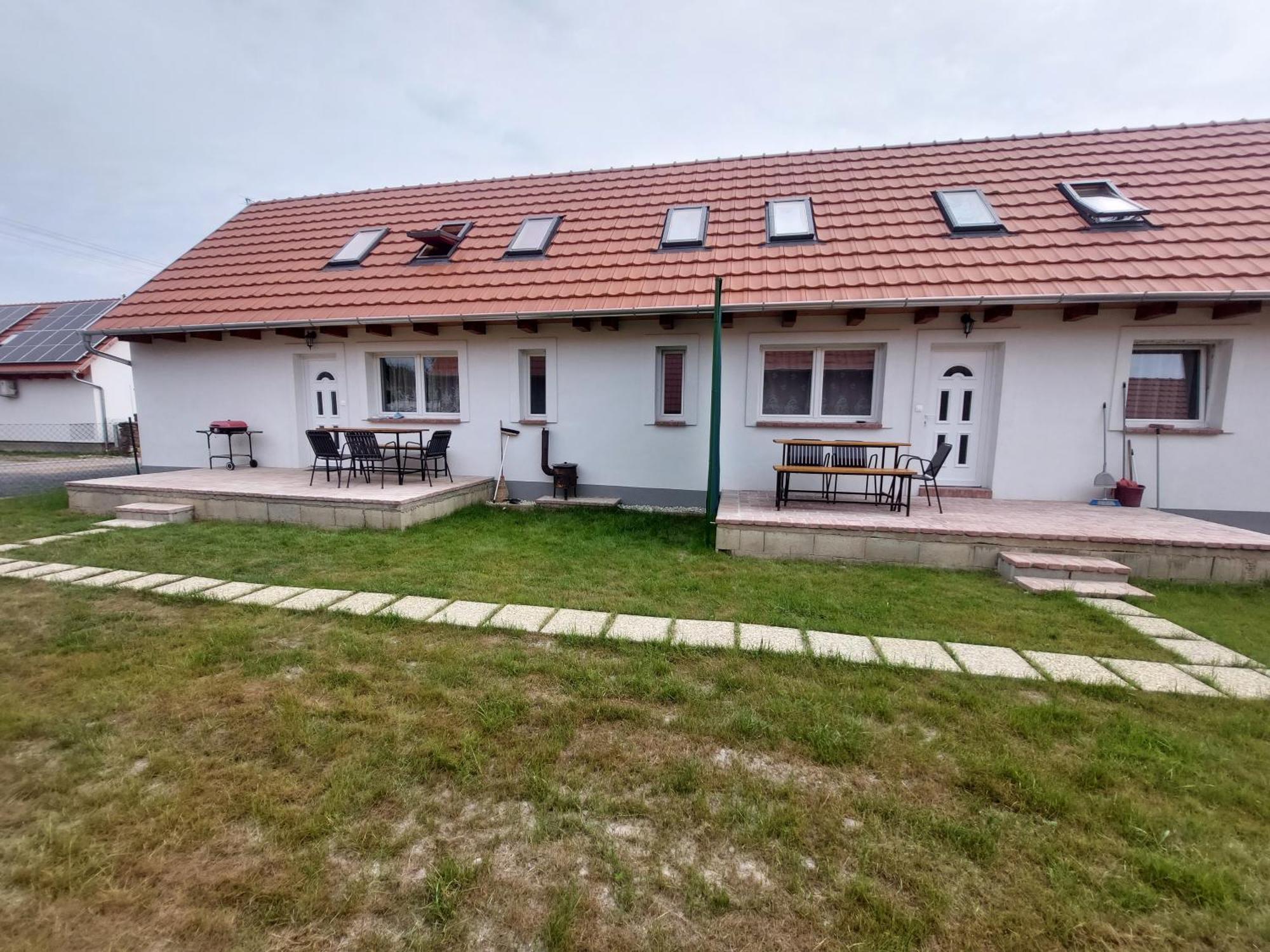 Villa Orban Nyaralohaz à Kovagoors Extérieur photo