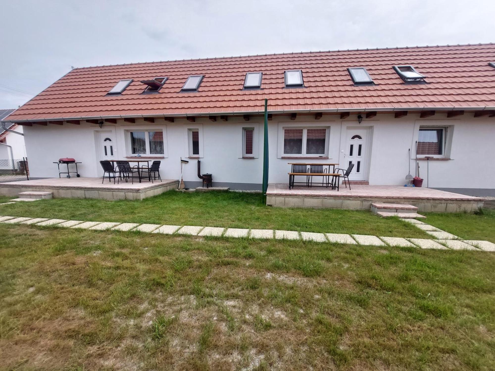 Villa Orban Nyaralohaz à Kovagoors Extérieur photo